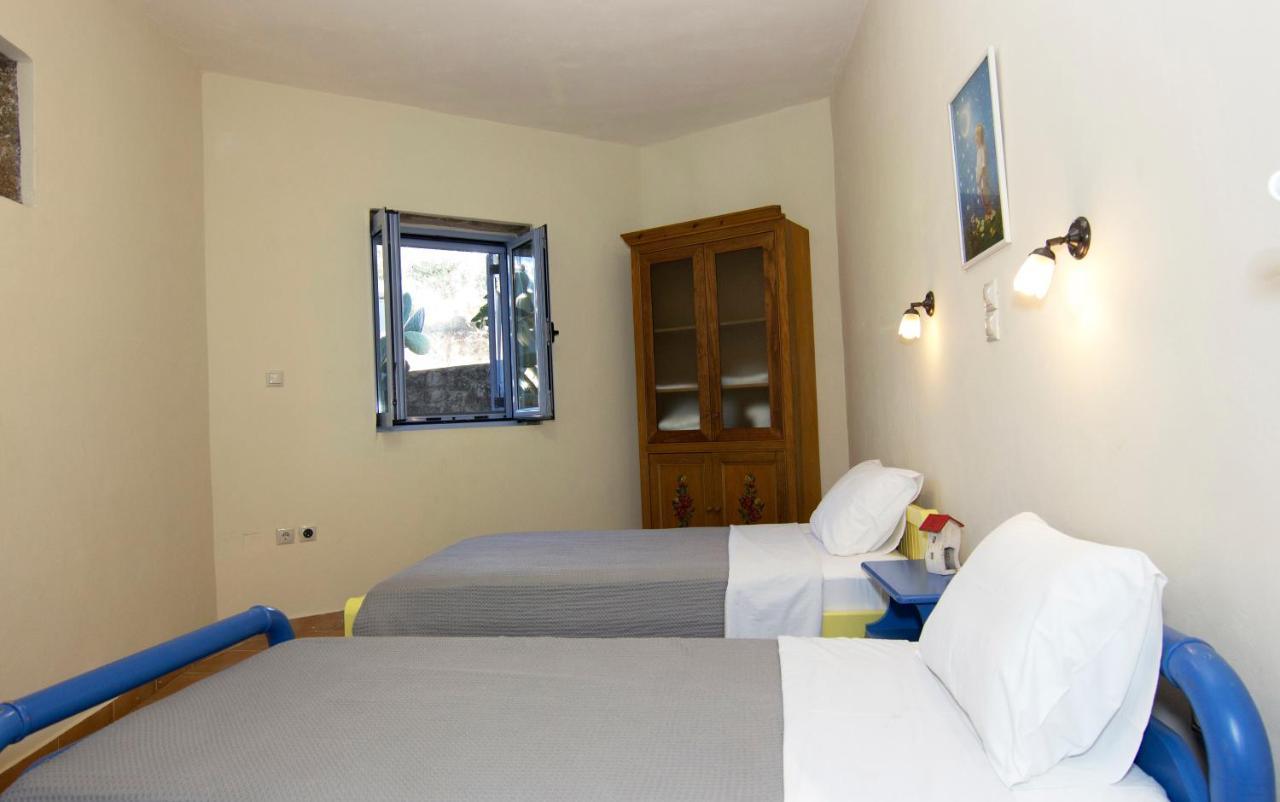 Orfea'S Place Riglia Exteriér fotografie